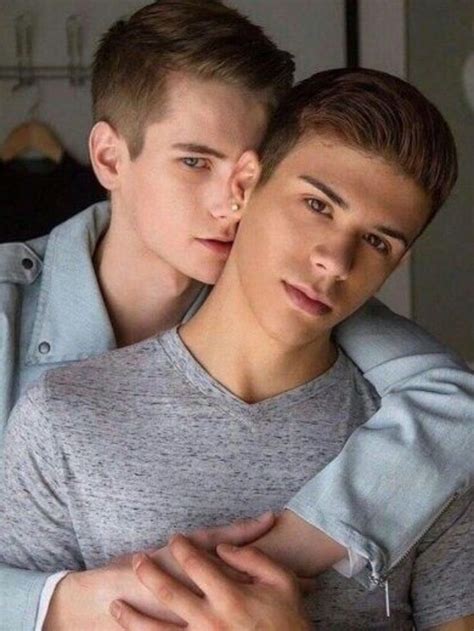 nudebfs.com|SeeMyBF – Amateur Gay Porn Pictures and Videos.